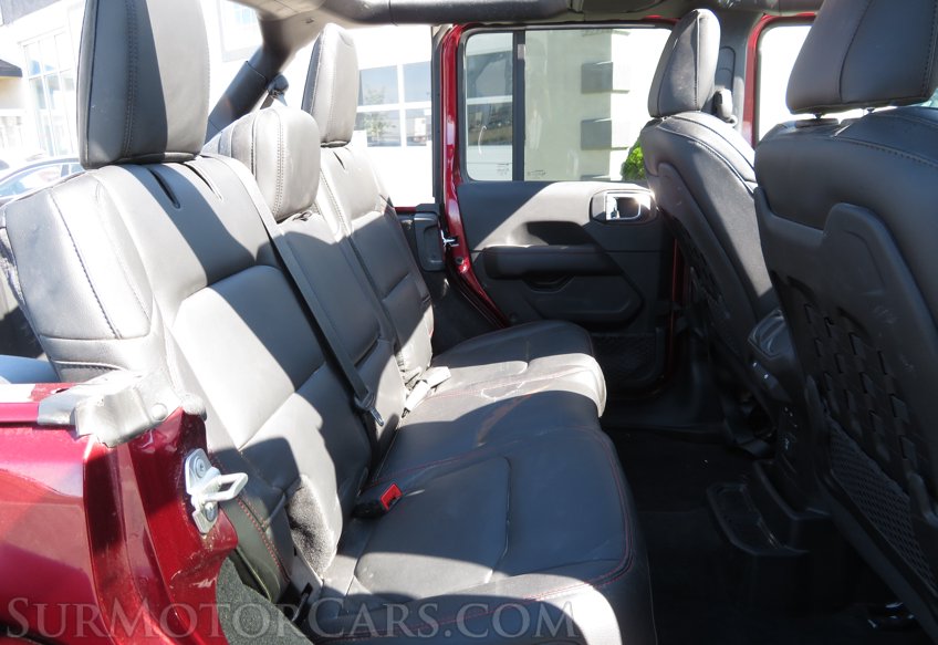 2021 Jeep Wrangler - Image 32