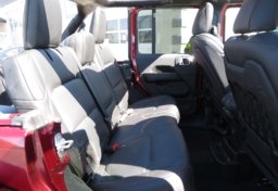 2021 Jeep Wrangler - Image 32