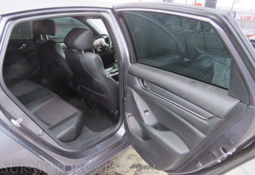 2020 Honda Accord Sedan - Image 24