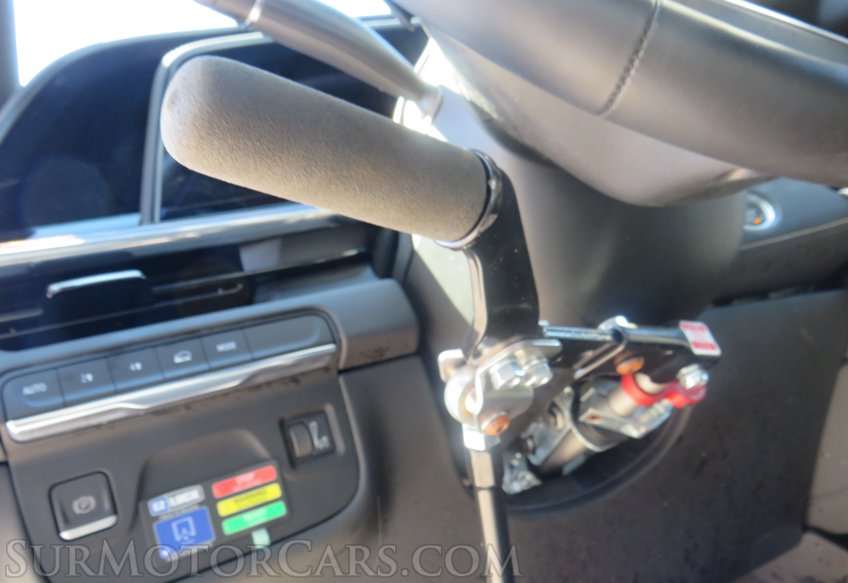 2022 Cadillac Escalade - Image 56