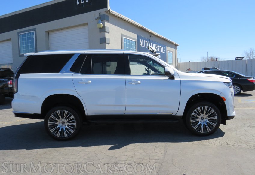 2022 Cadillac Escalade - Image 10