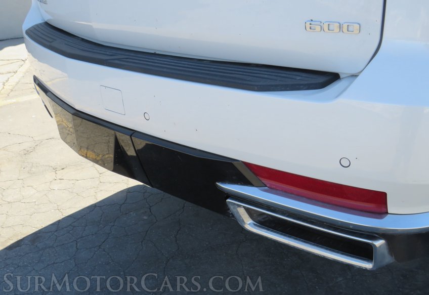 2022 Cadillac Escalade - Image 19