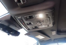 2022 Cadillac Escalade - Image 80