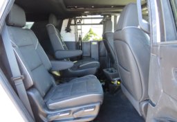 2022 Cadillac Escalade - Image 44