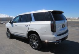 2022 Cadillac Escalade - Image 5