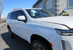 2022 Cadillac Escalade - Image 15