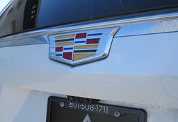 2022 Cadillac Escalade - Image 23