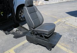 2022 Cadillac Escalade - Image 51