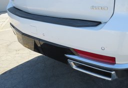 2022 Cadillac Escalade - Image 19