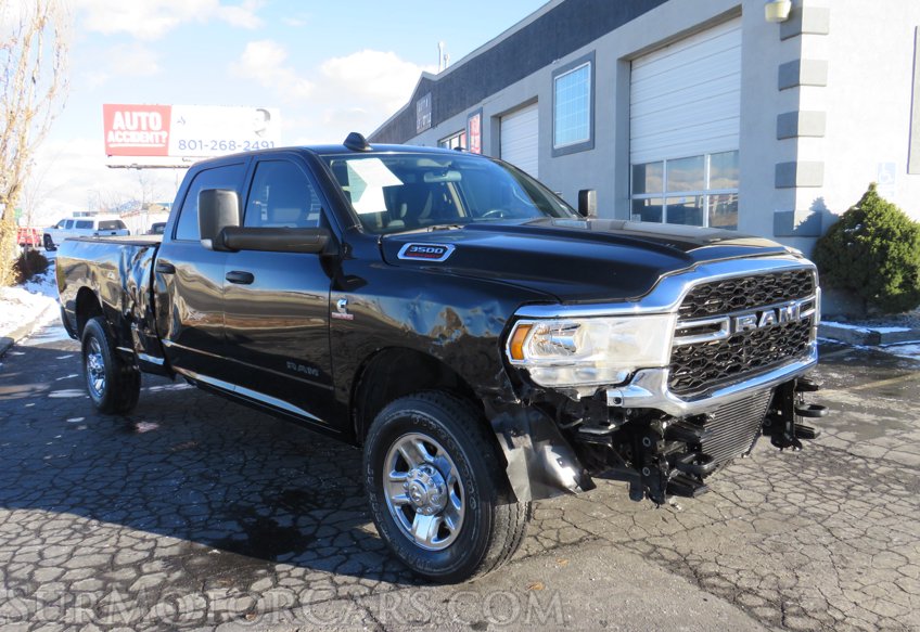 2019 Ram 3500 - Image 4