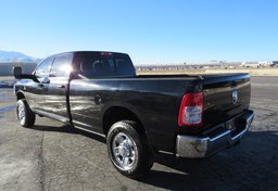 2019 Ram 3500 - Image 6