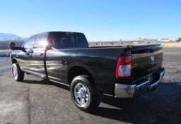 2019 Ram 3500 - Image 8