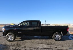 2019 Ram 3500 - Image 10