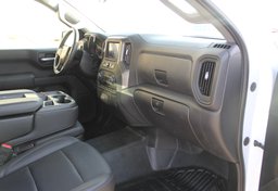 2023 Chevrolet Silverado 1500 - Image 33