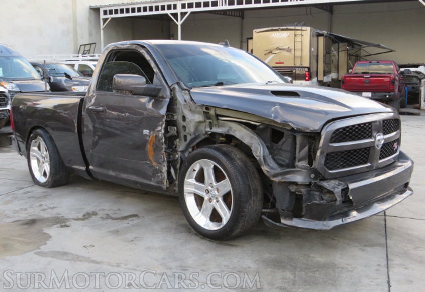 2016 Ram 1500 - Image 4