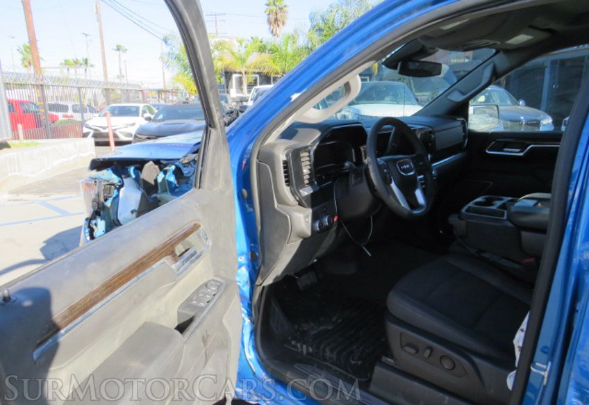 2022 GMC Sierra 1500 - Image 21