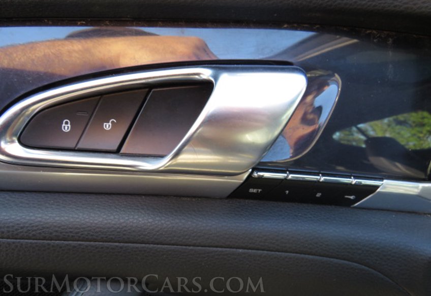 2015 Porsche Panamera - Image 38