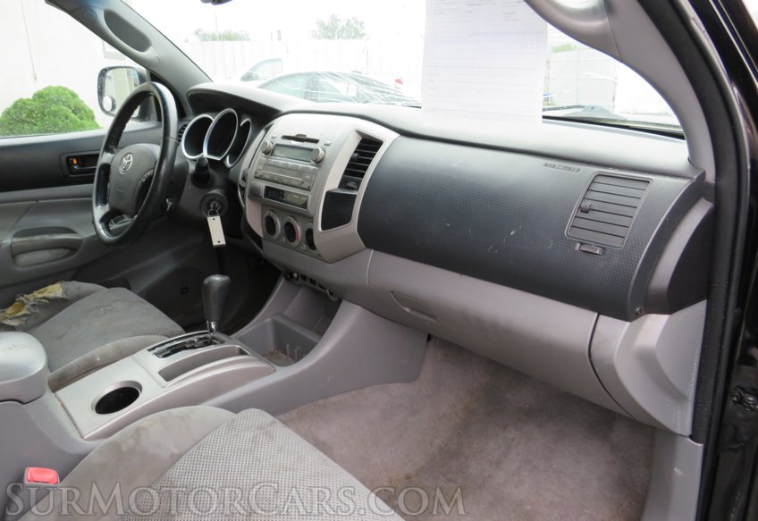 2011 Toyota Tacoma - Image 26