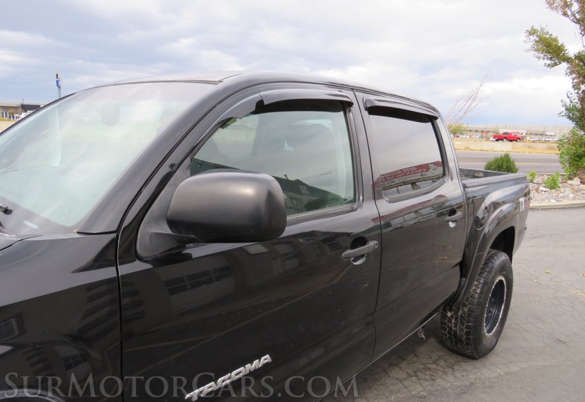 2011 Toyota Tacoma - Image 14