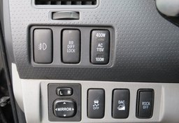 2011 Toyota Tacoma - Image 38