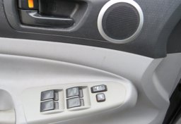 2011 Toyota Tacoma - Image 41