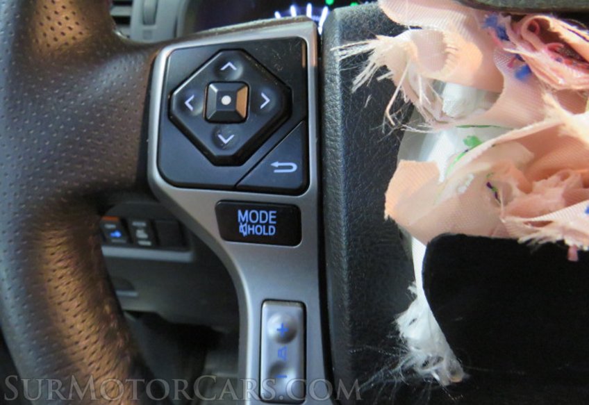 2019 Toyota 4Runner - Image 38