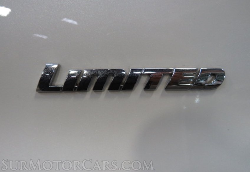 2019 Toyota 4Runner - Image 17