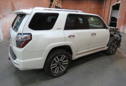 2019 Toyota 4Runner - Image 8