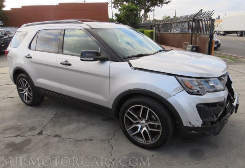 2018 Ford Explorer - Image 2