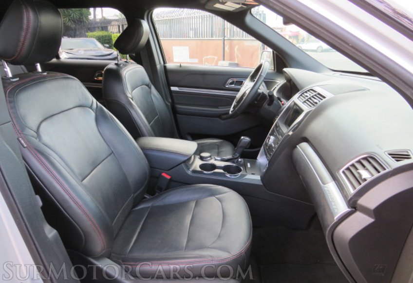 2018 Ford Explorer - Image 28