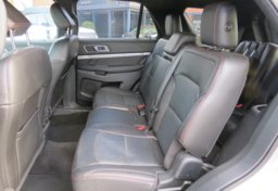 2018 Ford Explorer - Image 31