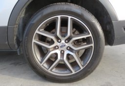 2018 Ford Explorer - Image 20