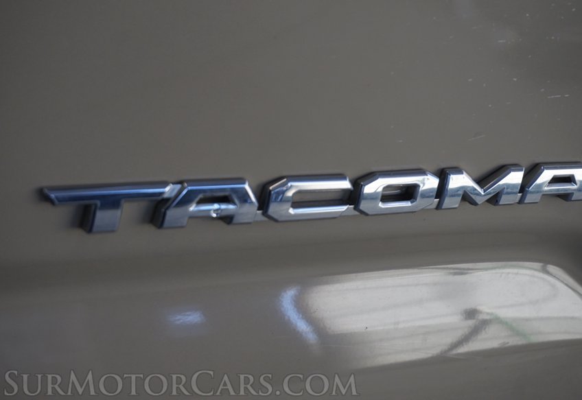 2016 Toyota Tacoma - Image 22