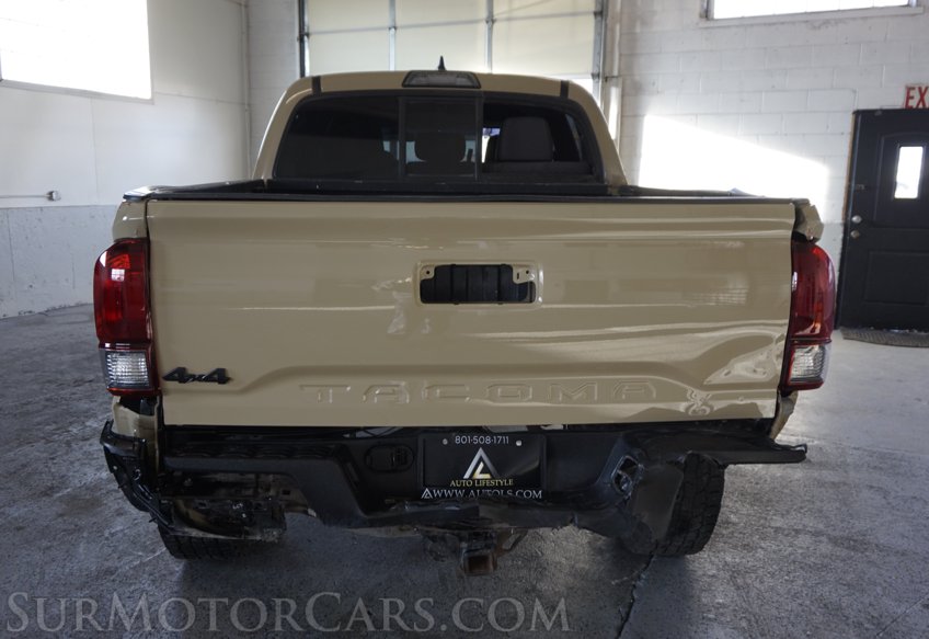 2016 Toyota Tacoma - Image 12