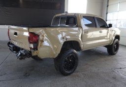 2016 Toyota Tacoma - Image 6