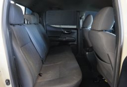 2016 Toyota Tacoma - Image 27