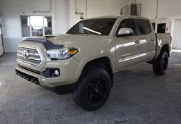 2016 Toyota Tacoma - Image 4