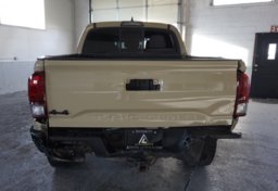 2016 Toyota Tacoma - Image 12