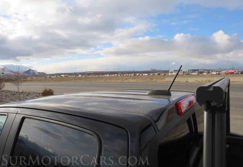 2021 Chevrolet Colorado - Image 19