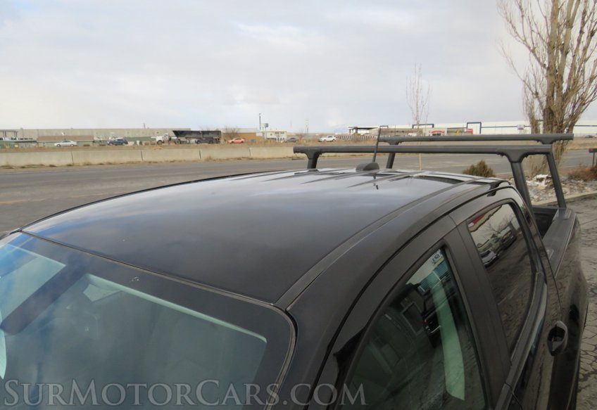 2021 Chevrolet Colorado - Image 20