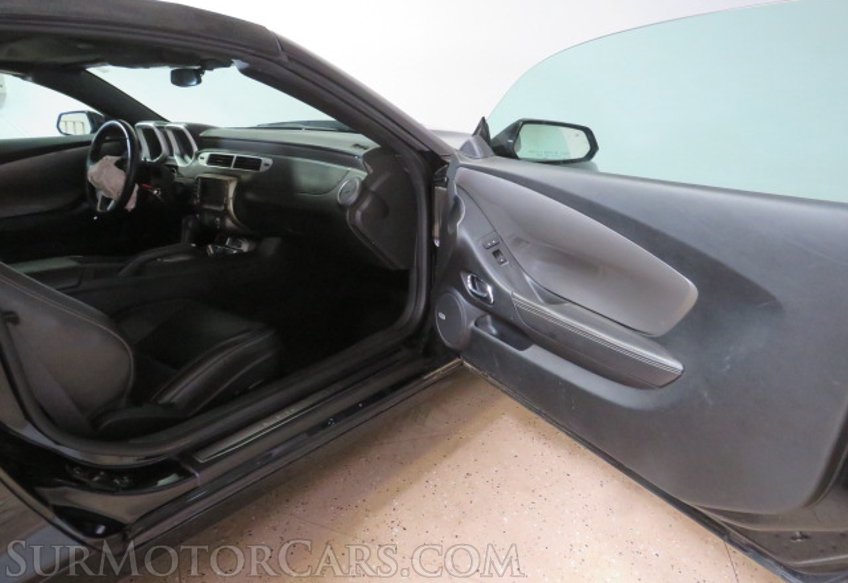 2014 Chevrolet Camaro - Image 20