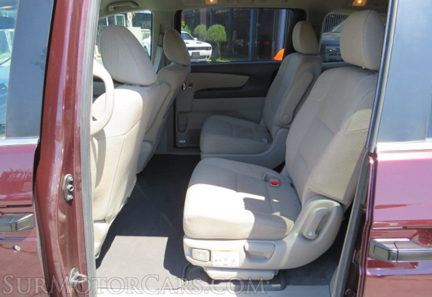 2014 Honda Odyssey - Image 25