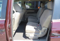 2014 Honda Odyssey - Image 25