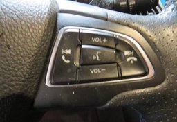 2016 Ford Focus - Image 33