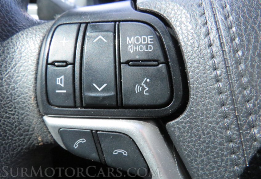 2019 Toyota Highlander - Image 36