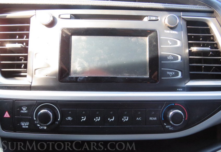 2019 Toyota Highlander - Image 39