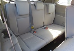 2019 Toyota Highlander - Image 29