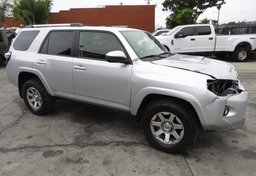 2014 Toyota 4Runner - Image 2