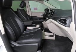 Thumbnail of 2024 Chrysler Pacifica Plug-In Hybrid