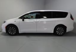 Thumbnail of 2024 Chrysler Pacifica Plug-In Hybrid